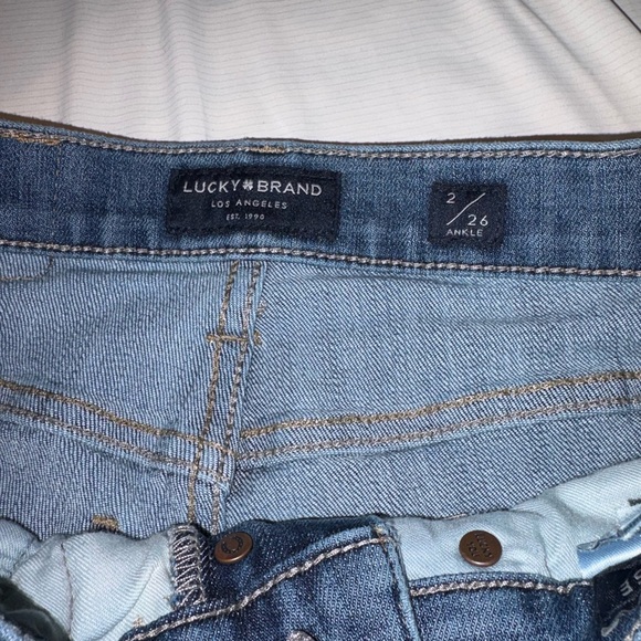 Lucky Brand Light Blue Skinny Jeans - Picture 2 of 3